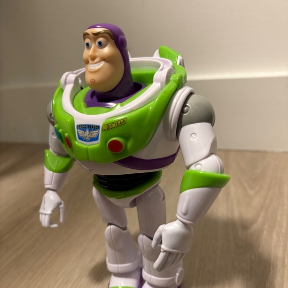 BUZZ LIGHYEAR - action figure - Picture 2 of 3